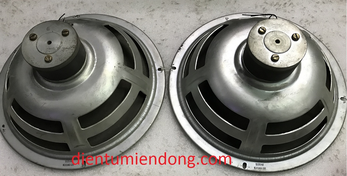 loa 3 tấc cổ USA